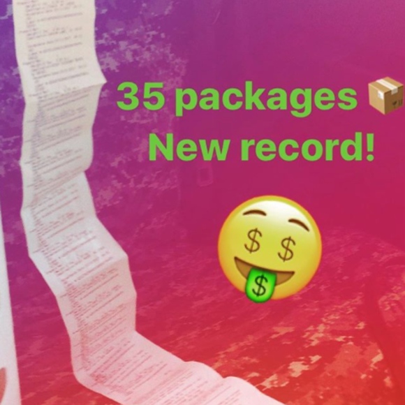 Meet your Posher, @pspboutique - Picture 3 of 5